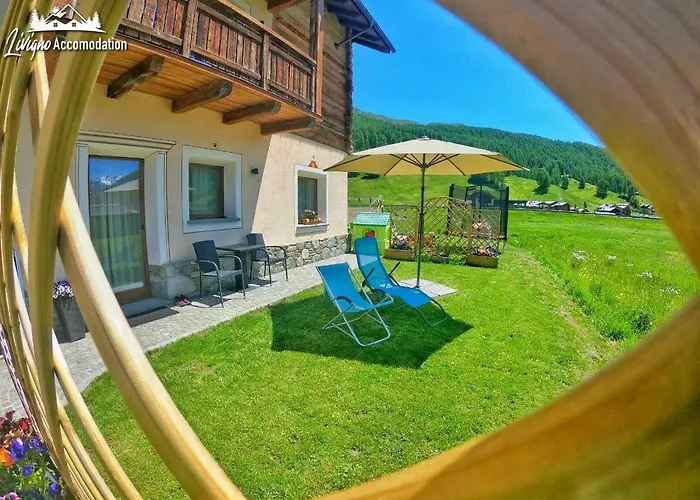 Al Bait Da Valeriano By Livigno Accomodation