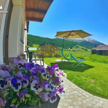 Al Bait Da Valeriano By Livigno Accomodation Exterior photo