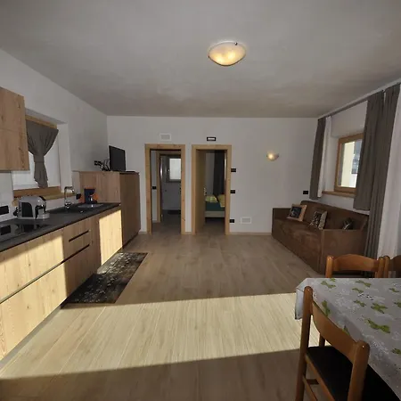 Al Bait Da Valeriano By Livigno Accomodation Exterior photo